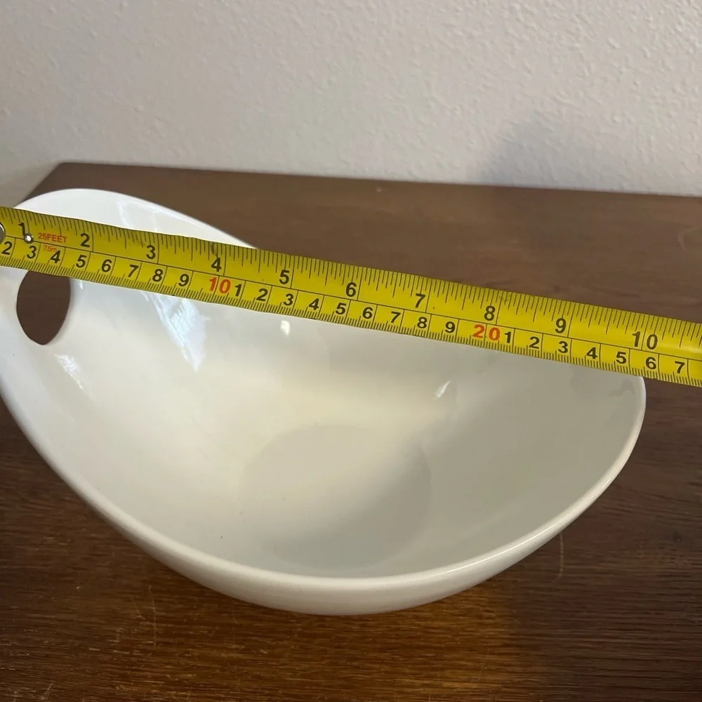 Palm Restaurant White Porcelain Serving Bowl – 10″ Wide – Chip on Base